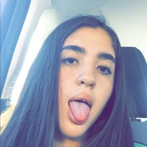 Meet your Posher, Angeles